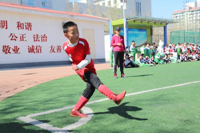 西甲-孔德破门 巴萨客场1-1战平赫塔菲